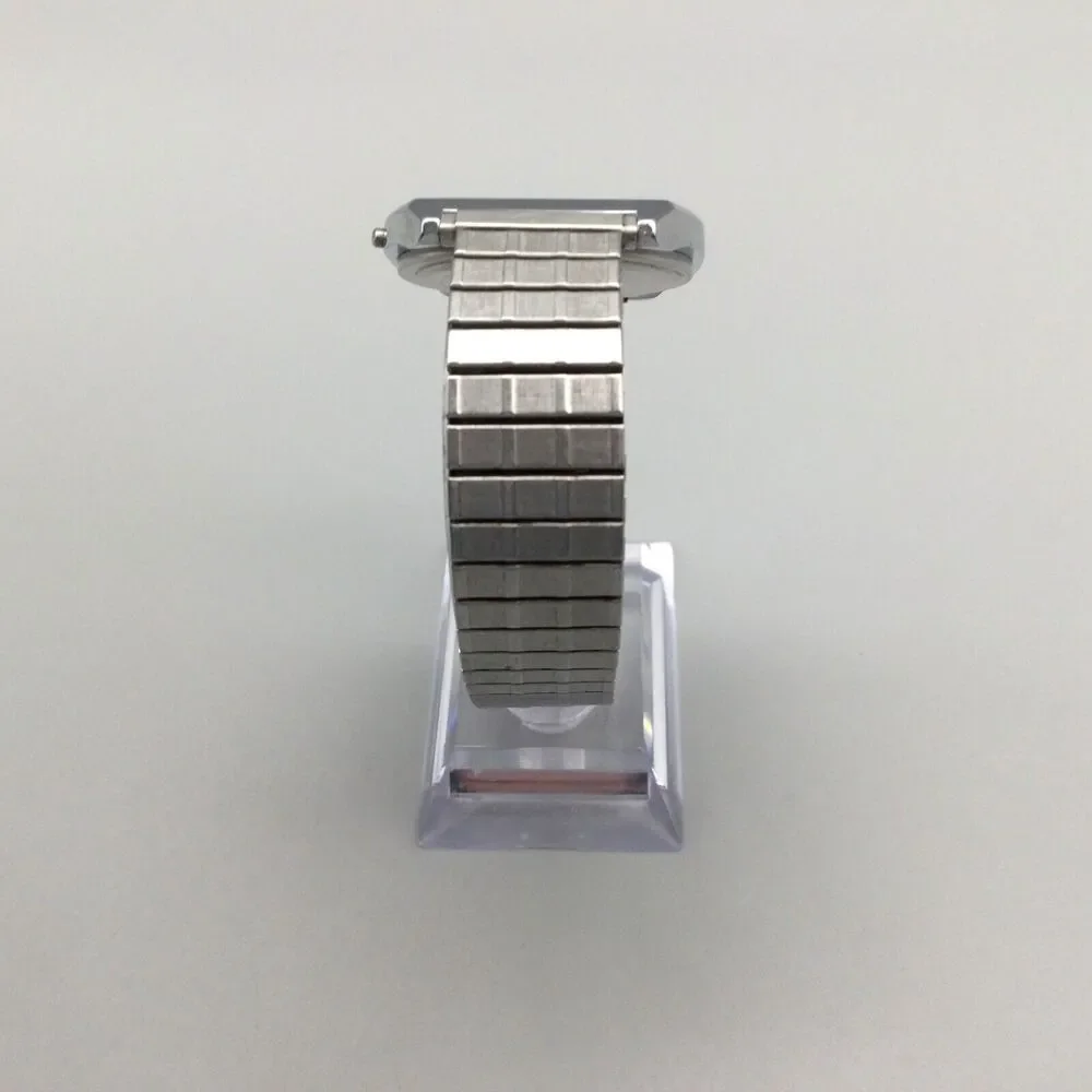 Vtg Timex Digital Watch Men 34mm Silver Tone Day Date Stretch 1989 New Battery - Picture 4 of 12
